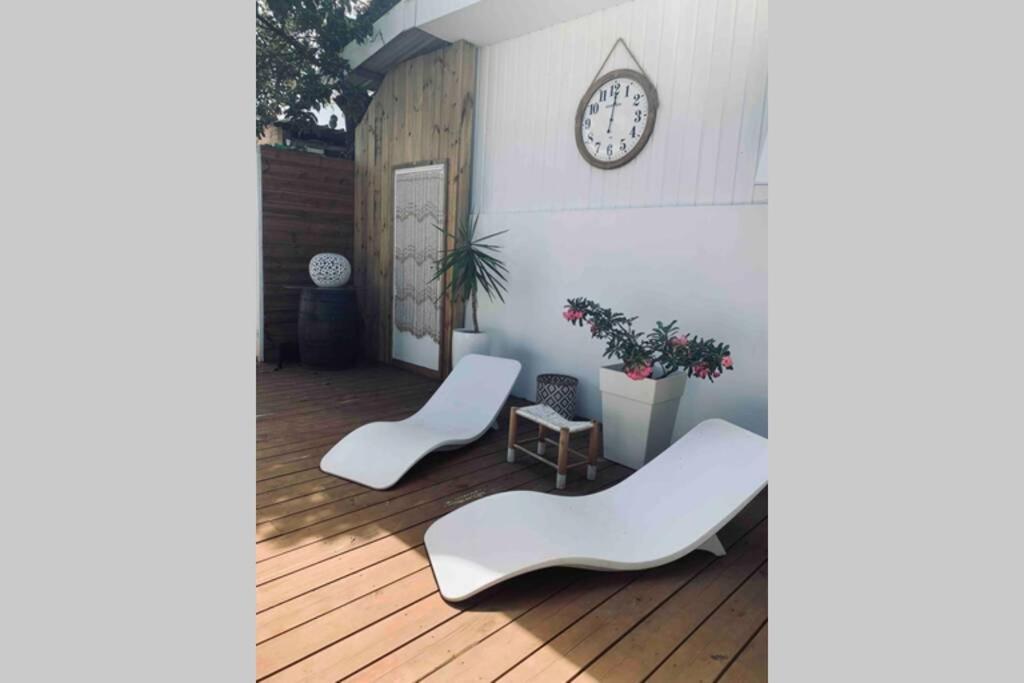 La Caze Amoremieve Pour Un Sejour Cozy A St Pierre Saint Pierre Buitenkant foto